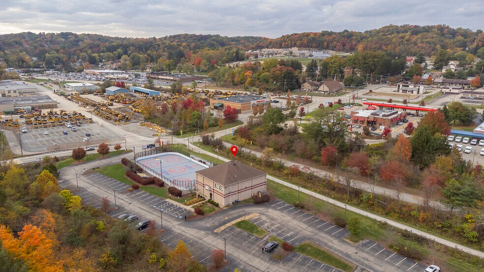 More Photos Of 4491 School Rd S, Murrysville Office For Sale