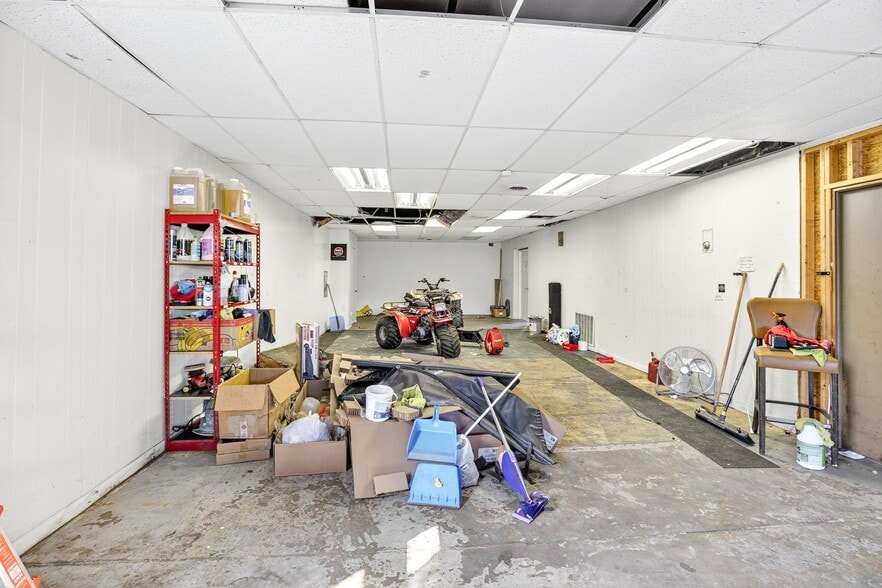 More Photos Of 929 Lititz Pike, Lititz Storefront Retail Office For Sale