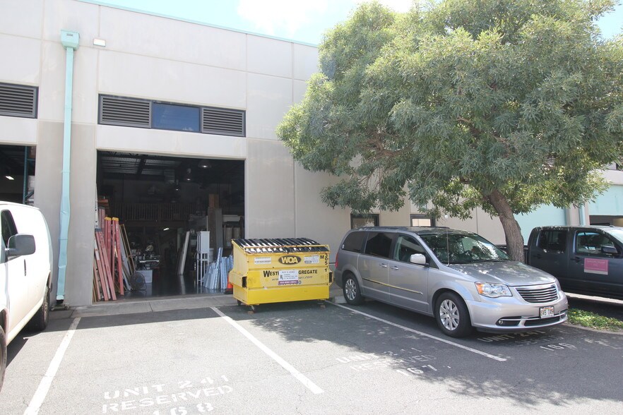 More Photos Of 94-1388 Moaniani St, Waipahu Light Distribution For Lease