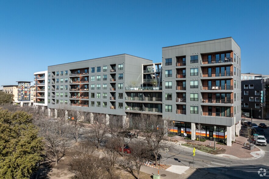 More Photos Of 1701 Simond Ave, Austin Apartments For Sale