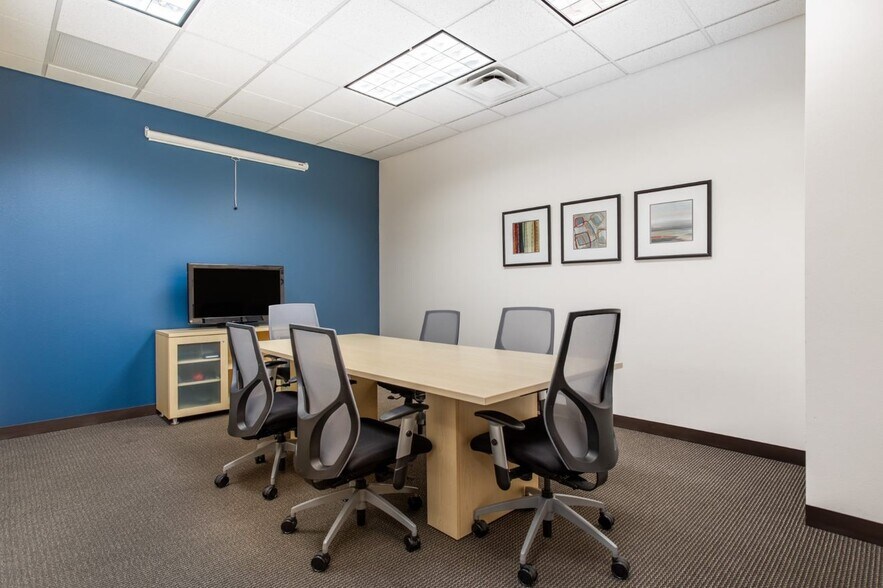 More Photos Of 1980 Festival Plaza Dr, Las Vegas Office For Lease