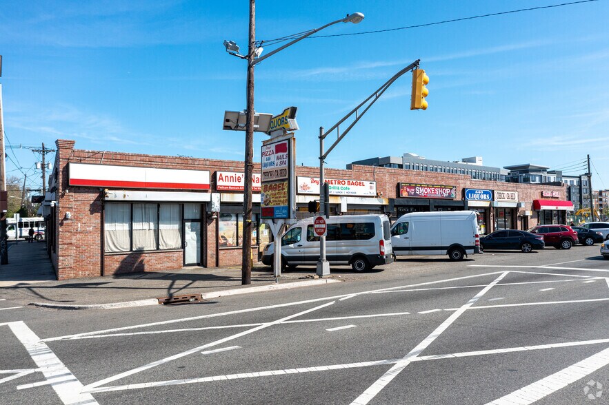 More Photos Of 680-686 Rt 440, Jersey City Storefront For Lease