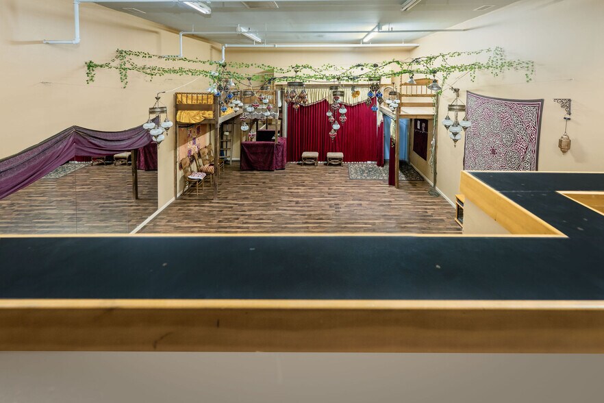 More Photos Of 12150 Charles Dr, Grass Valley Warehouse For Sale