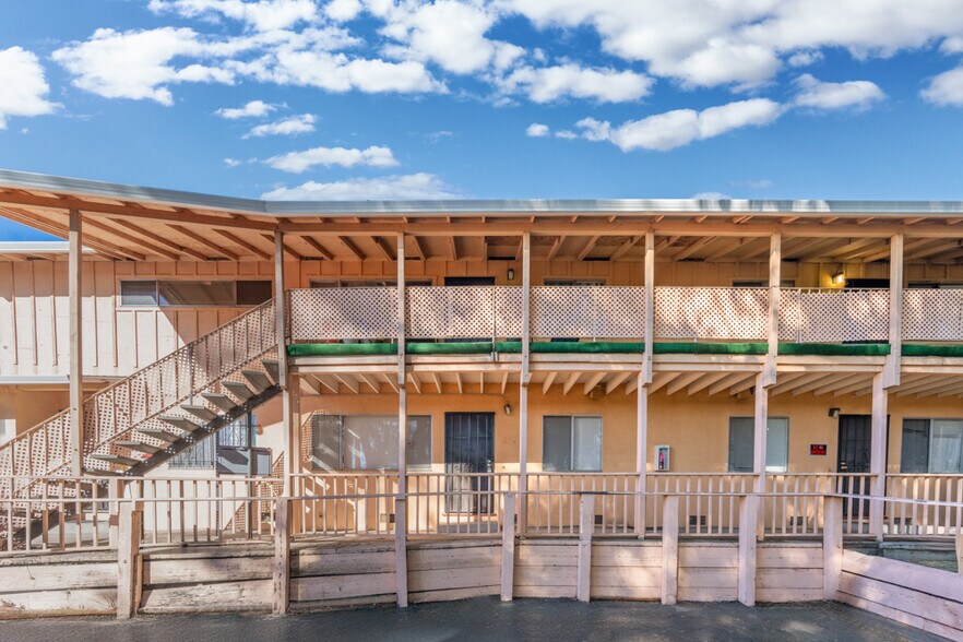 More Photos Of 3186 McKillop Rd, Oakland Apartments For Sale