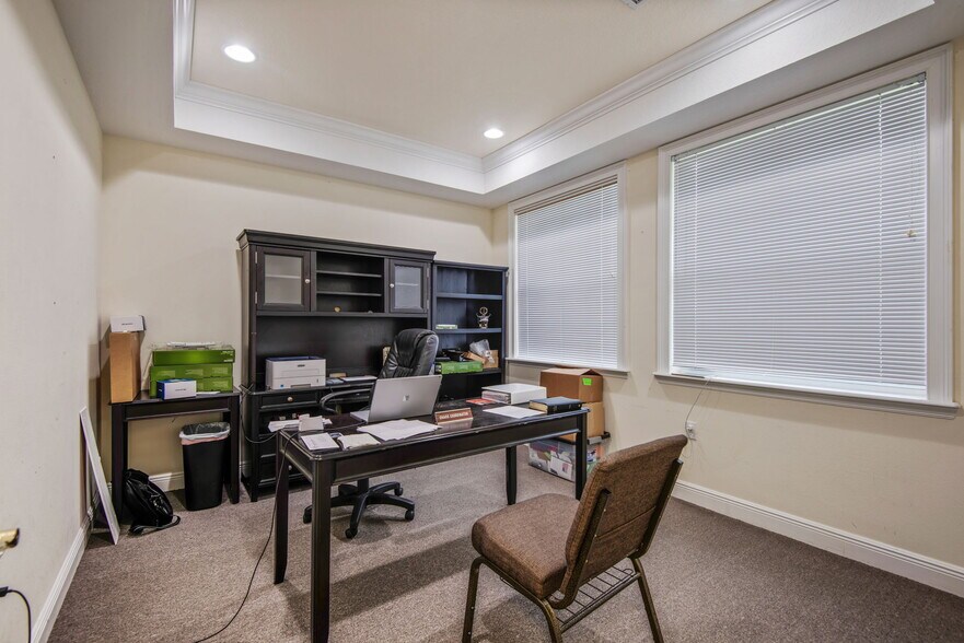 More Photos Of 3841 Turman Loop, Wesley Chapel Office For Lease