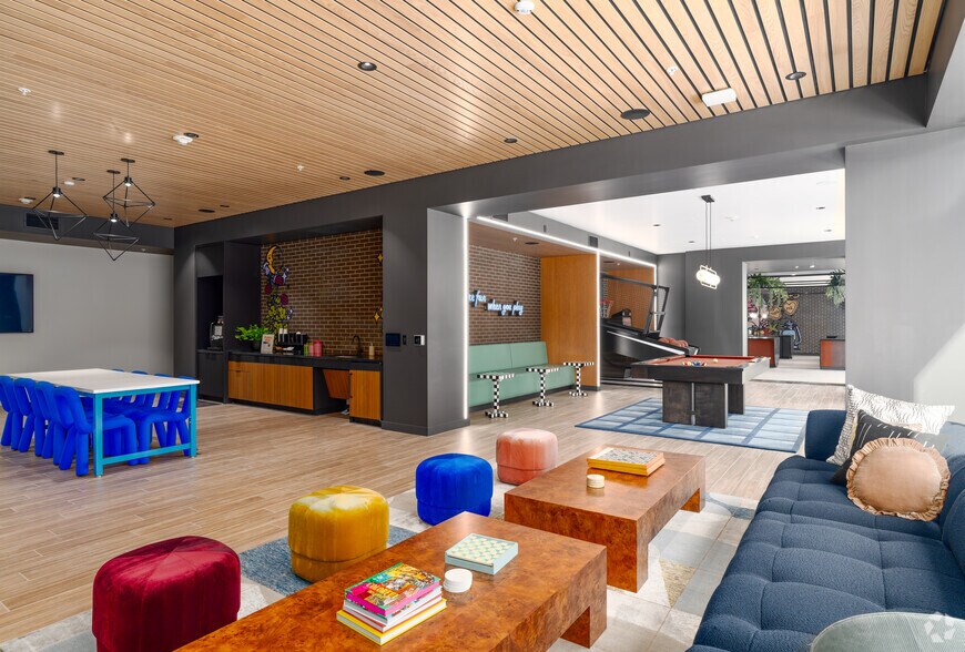 More Photos Of 1390 NE Compton Dr, Hillsboro Multifamily For Sale