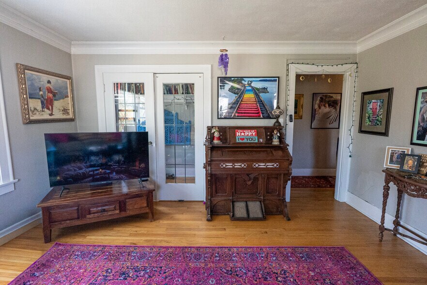 More Photos Of , Tacoma Multifamily For Sale