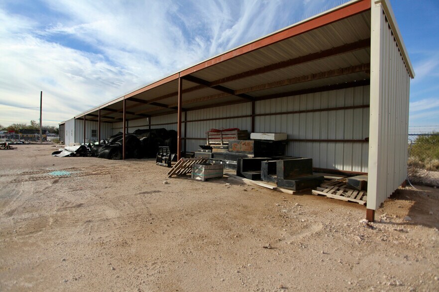 More Photos Of 6308 S County Road 1270, Midland Warehouse For Lease