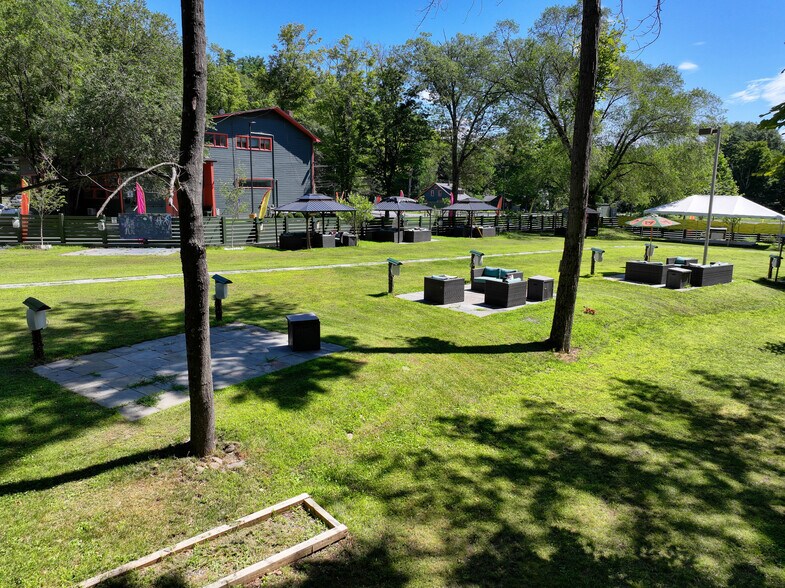 More Photos Of 279 Tinker St, Woodstock Theater Concert Hall For Sale