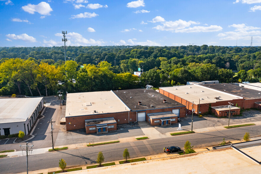 Primary Photo Of 2240-2250 Toomey Ave, Charlotte Warehouse For Lease