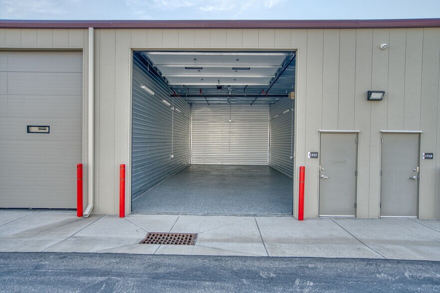 More Photos Of 151 Mt Elbert Ave, Dacono Industrial For Sale