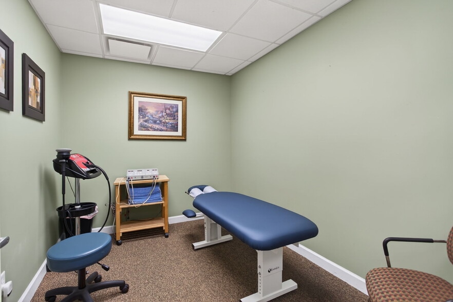 More Photos Of 2216 Executive Dr, Hampton Office For Sale