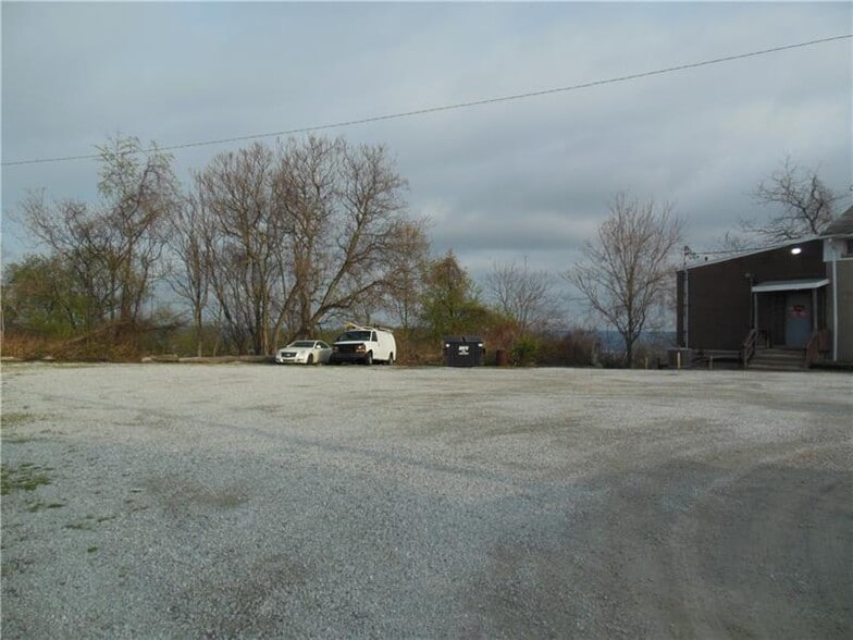 More Photos Of 200 Fingal St, Pittsburgh Sports And Entertainment For Sale