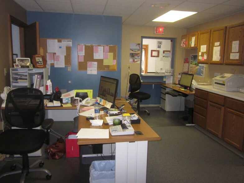 More Photos Of 1599 N Hermitage Rd, Hermitage Medical For Lease