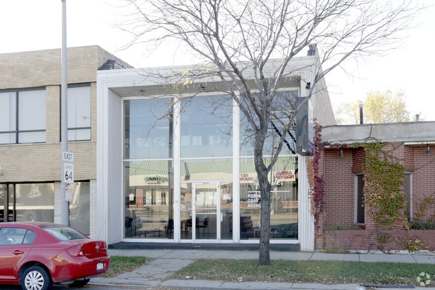 Primary Photo Of 6549 North Ave, Oak Park Office Residential For Lease