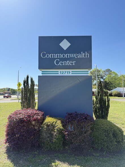 Primary Photo Of 12715 Warwick Blvd, Newport News General Retail For Lease