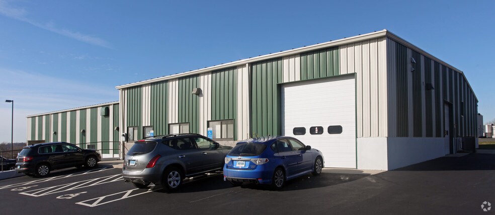 More Photos Of 6 Sycamore Way, Branford Warehouse For Lease