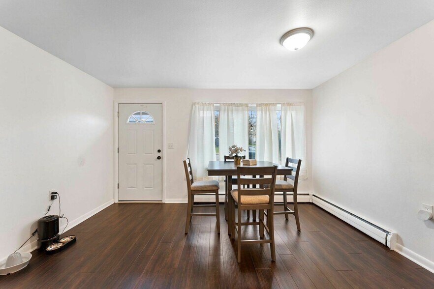 More Photos Of 101 Hooper Rd, Endicott Apartments For Sale