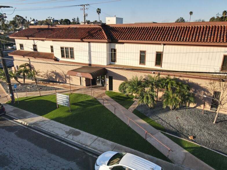 More Photos Of 255 N Elm St, Escondido Medical For Sale