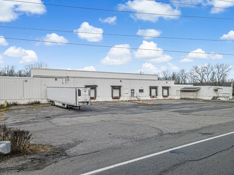 Primary Photo Of 1560 S Delaware Dr, Mount Bethel Industrial For Sale