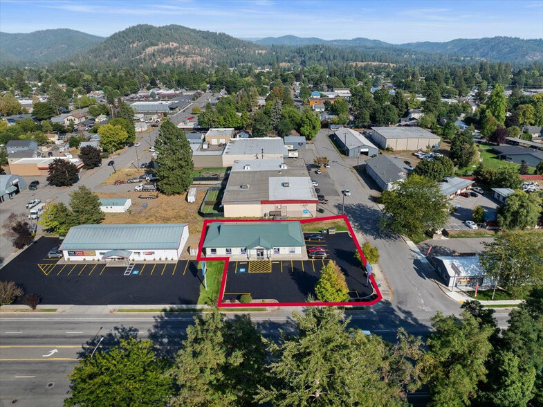 Primary Photo Of 1600 N Government Way, Coeur d'Alene Freestanding For Sale