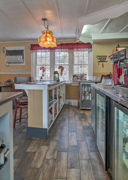 More Photos Of 10 NH Route 12 S, Fitzwilliam Restaurant For Sale