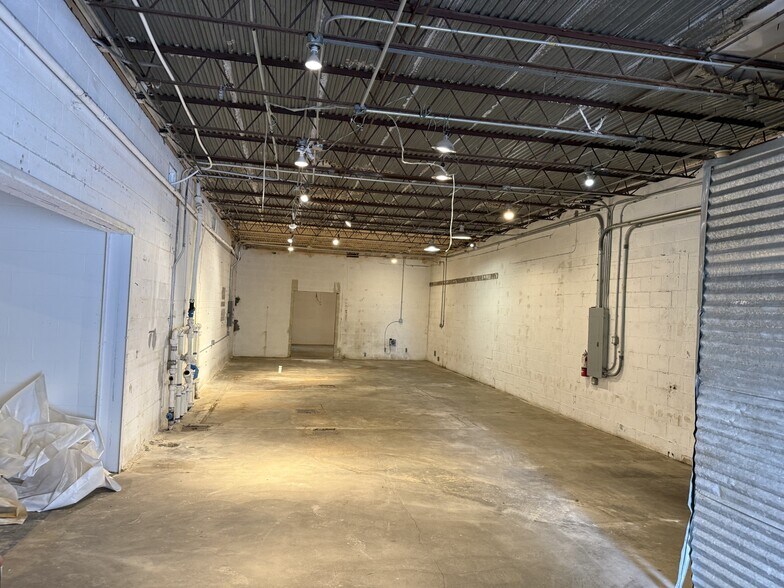 More Photos Of 1020 Erato St, New Orleans General Retail For Sale