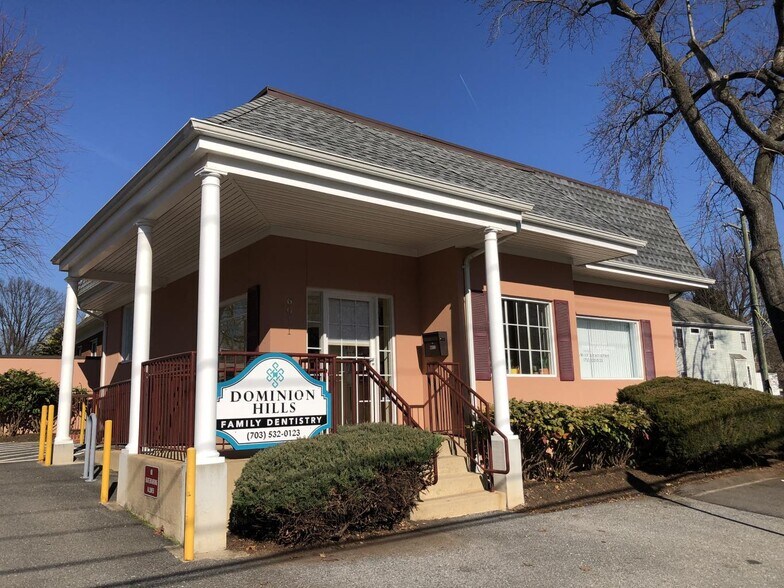 More Photos Of 6013-6035 Wilson Blvd, Arlington Unknown For Lease