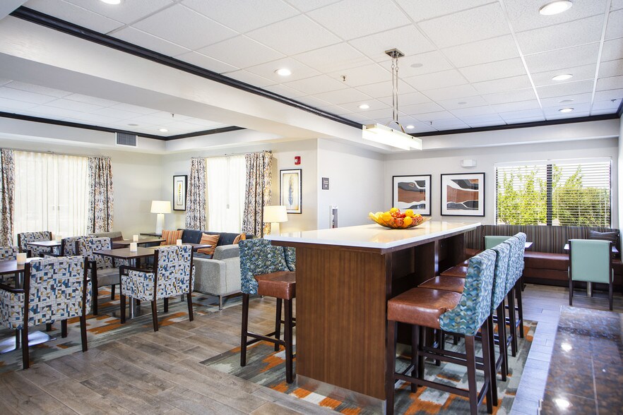 More Photos Of 4100 Snyder Blvd, Sierra Vista Hotel For Sale