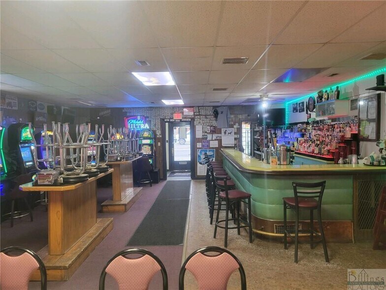 More Photos Of 114 Main St, Roundup Casino For Sale