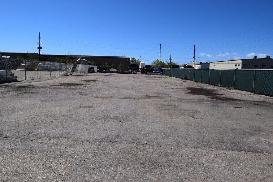 More Photos Of 1205 S Platte River Dr, Denver Land For Lease