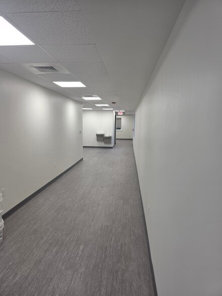 More Photos Of 23 Commonwealth Ave, Chestnut Hill Office For Lease