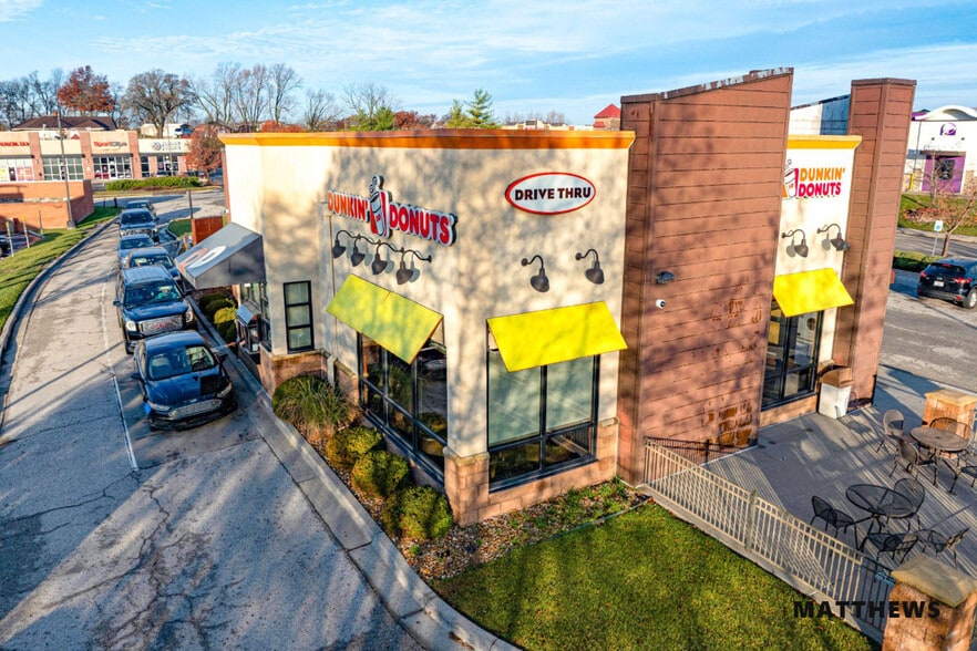 More Photos Of 9561 N McGee St, Kansas City Freestanding For Sale