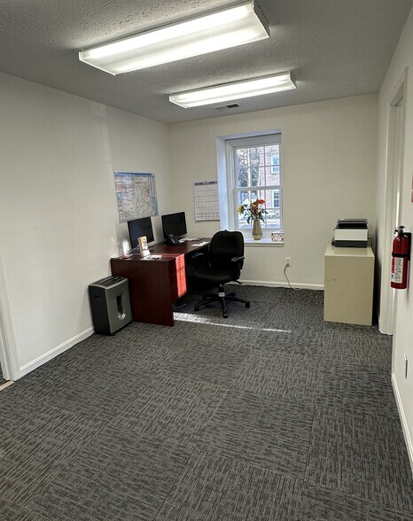 More Photos Of 1310-1312 Vincent Pl, Mc Lean Office For Sale