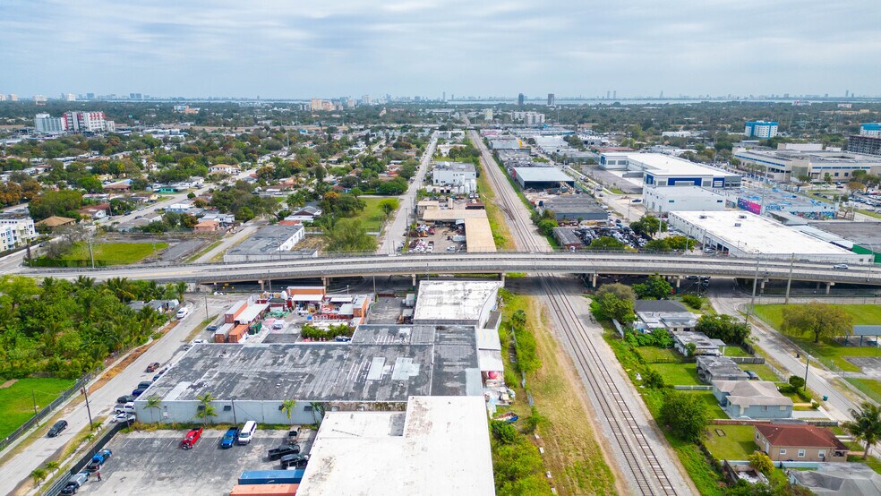 More Photos Of 1240 NW 74th St, Miami Warehouse For Sale