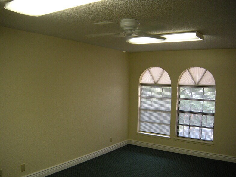 More Photos Of 6971 N Federal Hwy, Boca Raton Medical For Sale