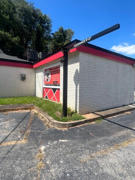 More Photos Of 3455 Martin Luther King Jr Dr SW, Atlanta Freestanding For Sale