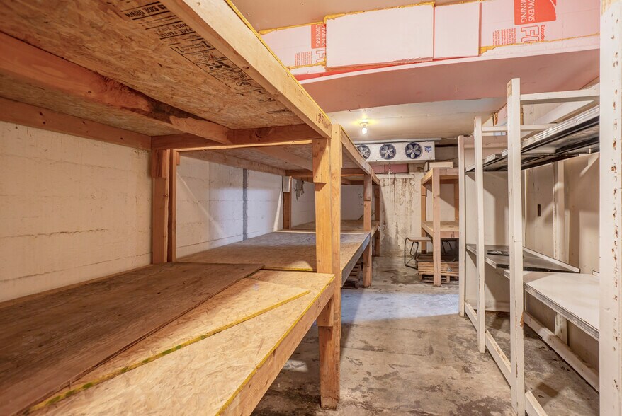 More Photos Of 5428 W Clearwater Ave, Kennewick Storefront Retail Office For Lease