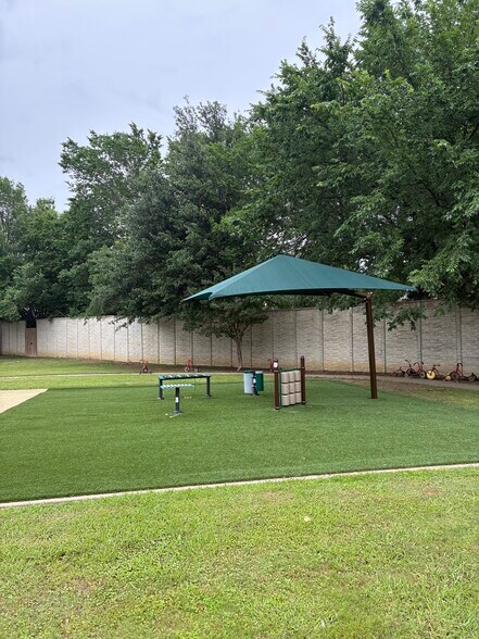 More Photos Of 6805 Colleyville Blvd, Colleyville Daycare Center For Sale
