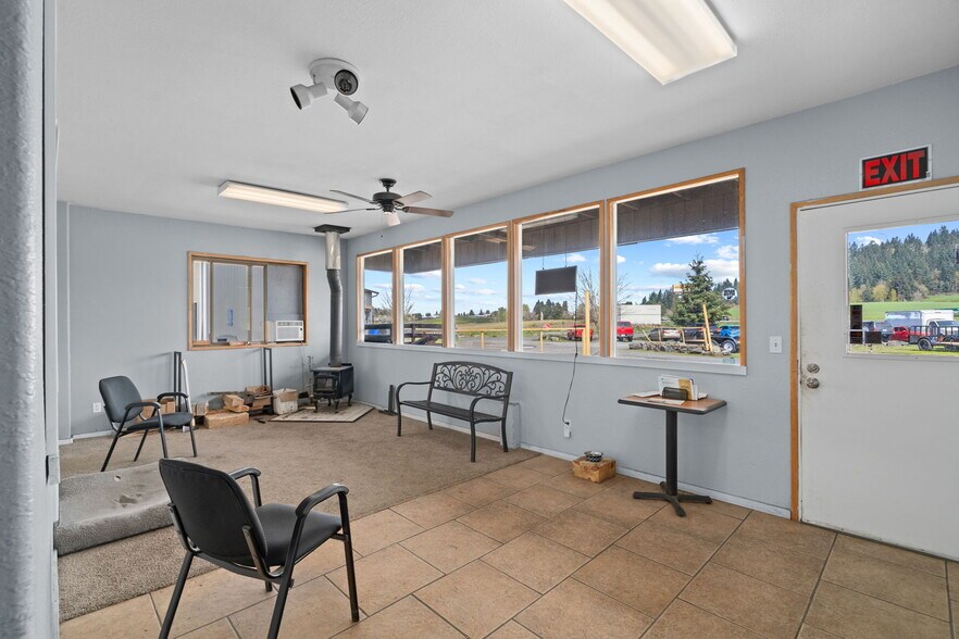 More Photos Of 29300 Se Haley Rd, Boring Flex For Sale