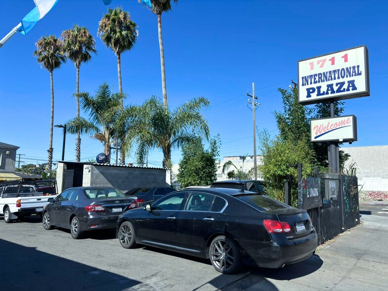 More Photos Of 1711 International Blvd, Oakland Storefront Retail Office For Sale