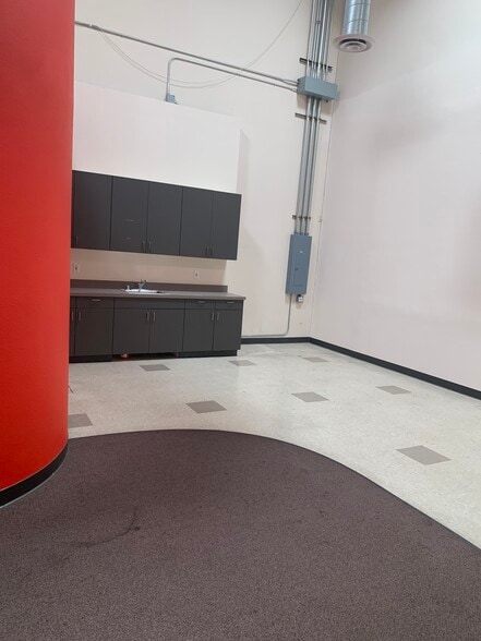More Photos Of 2125 Delaware Ave, Santa Cruz Research And Development For Lease