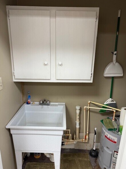 More Photos Of 112 W Lauderdale St, Tullahoma Office For Lease