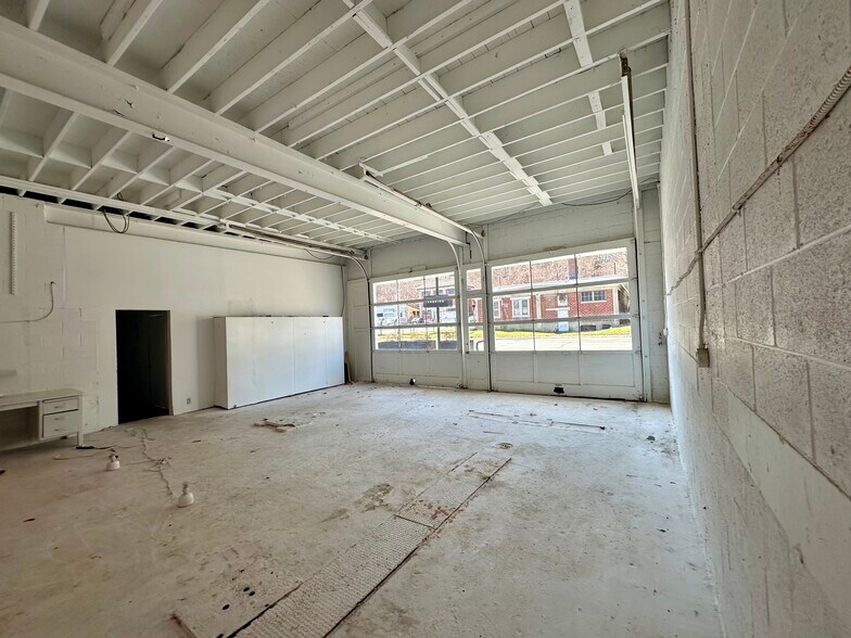 More Photos Of 123 Main St, Great Barrington Storefront Retail Office For Sale