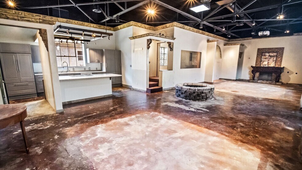 More Photos Of 4635 E Anaheim St, Long Beach Office Residential For Sale