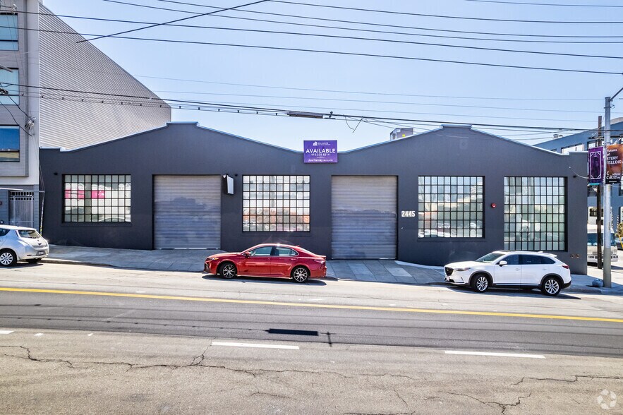 More Photos Of 2435-2445 16th St, San Francisco Service For Lease