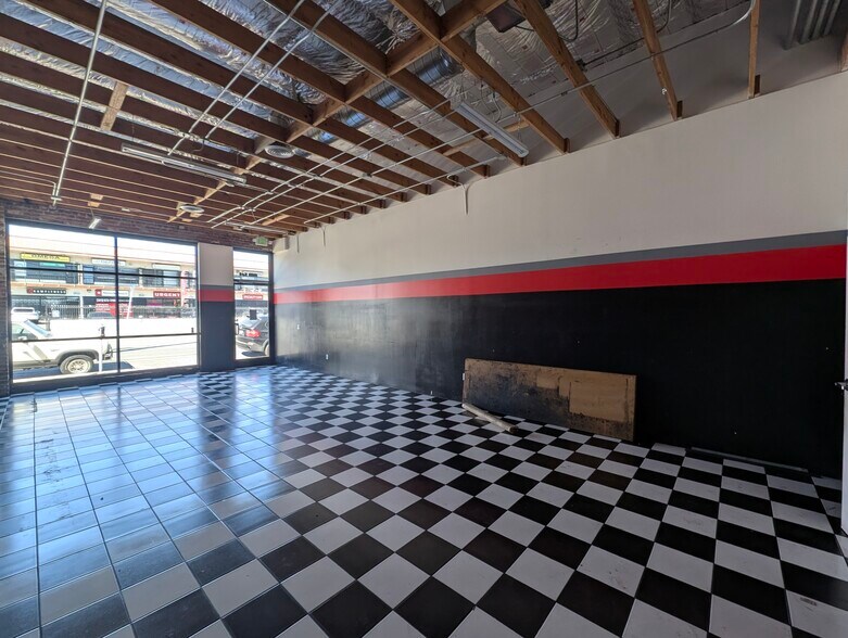 More Photos Of 4850 Santa Monica Blvd, Los Angeles Storefront For Lease