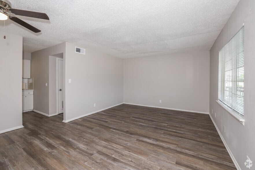 More Photos Of 1713 S Memorial Dr, Tulsa Apartments For Sale