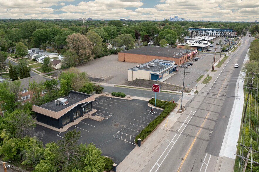 More Photos Of 8300 Minnetonka Blvd, Saint Louis Park Freestanding For Lease