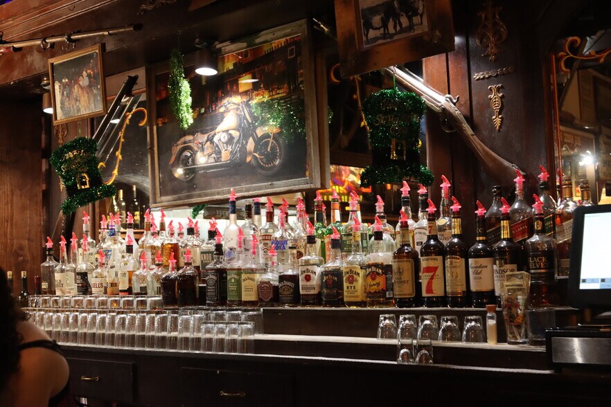 More Photos Of 410 Fremont St, Tombstone Hotel For Sale